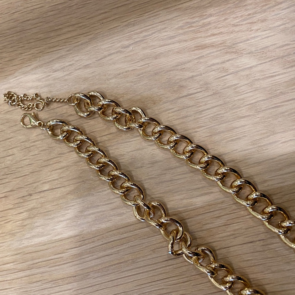 H&M Gold Chainlink Necklace